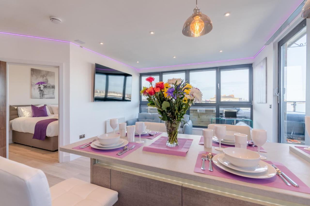 Central Penthouse With Hot Tub & Views 22 เชลเทนแฮม ภายนอก รูปภาพ